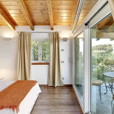 Sleeps 10 Pool Air Con Wifi בלאג'יו